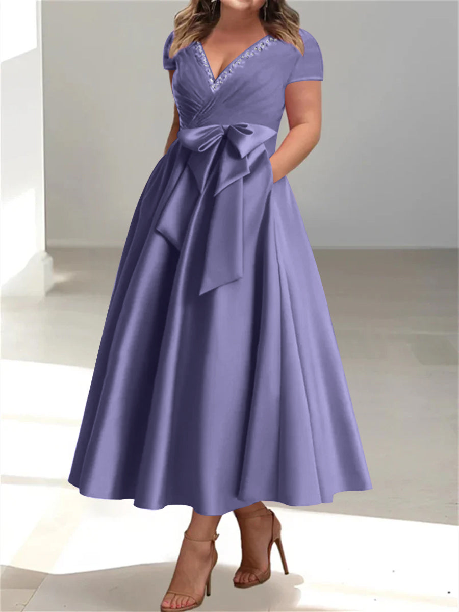 A-Line/Princess V-Neck Plus Size Mother of the Bride Dresses with Pockets & Ruffles