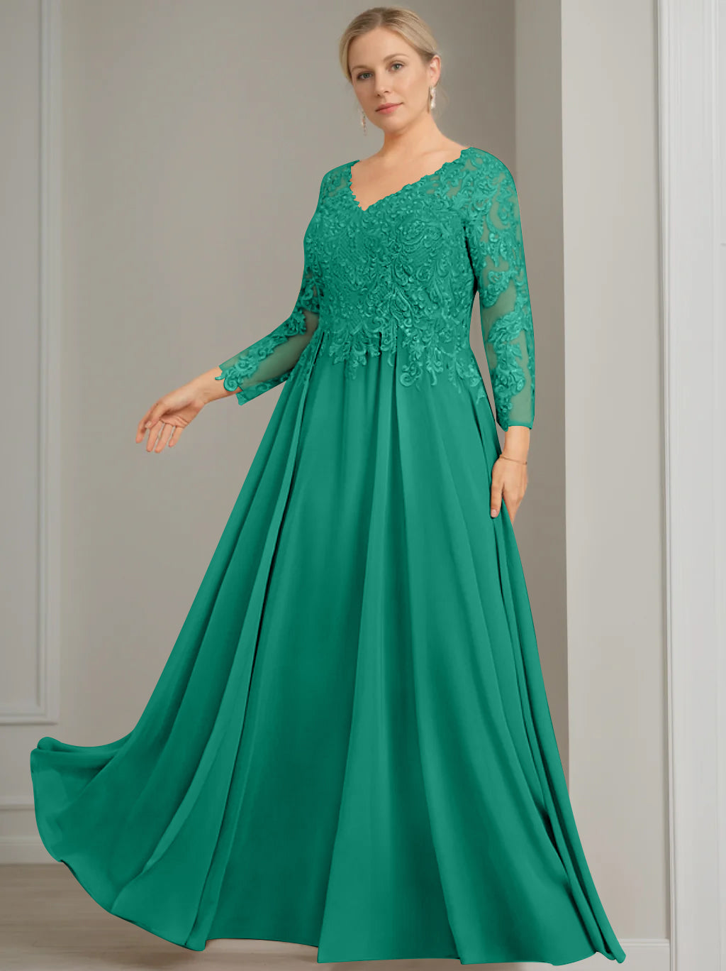 A-Line/Princess V-Neck 3/4 Length Sleeves Floor-Length Plus Size Mother of the Bride Dresses with Sequins