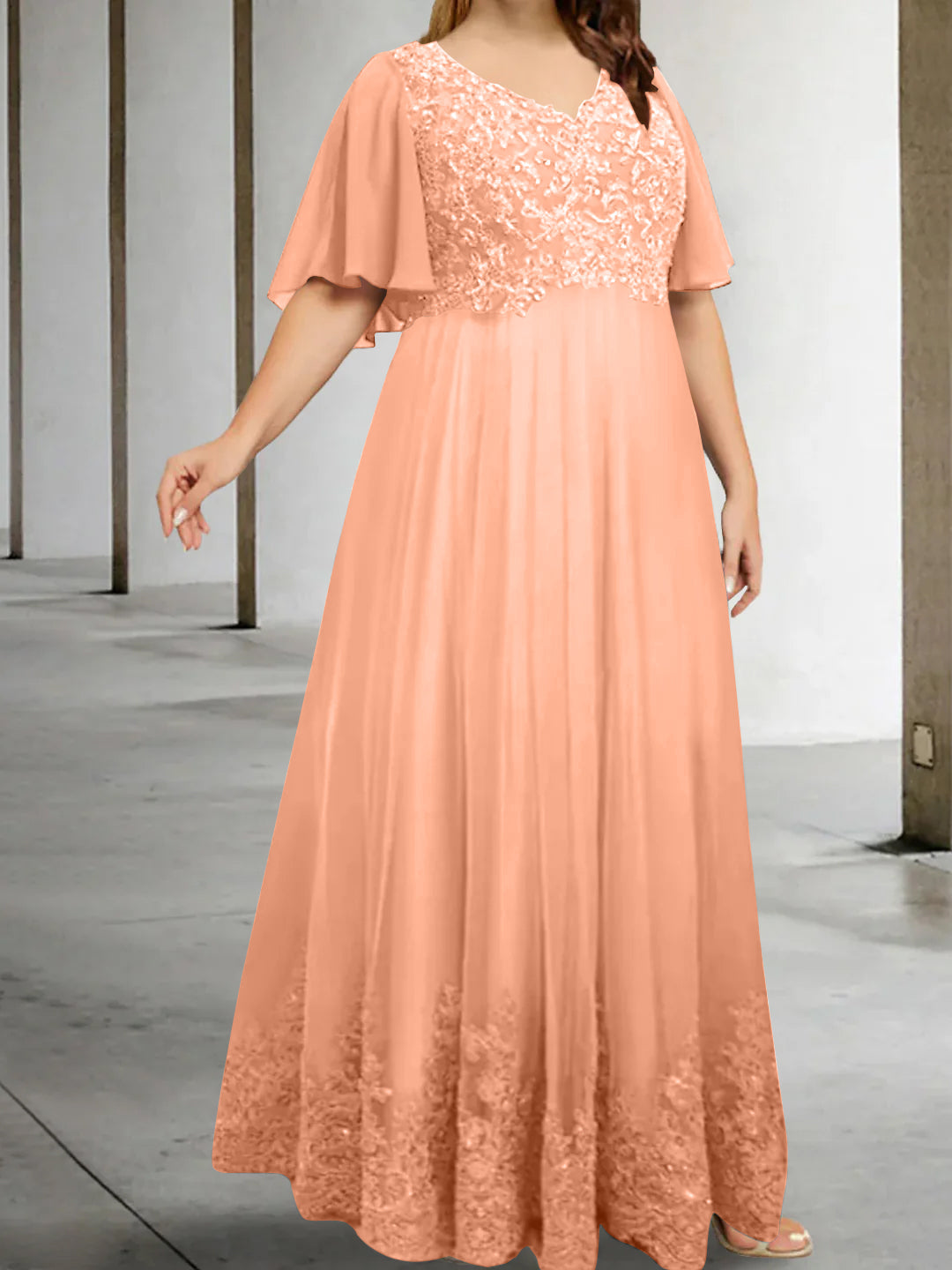 A-Line/Princess V-Neck Half Sleeves Floor-Length Plus Size Mother of the Bride Dresses with Appliques