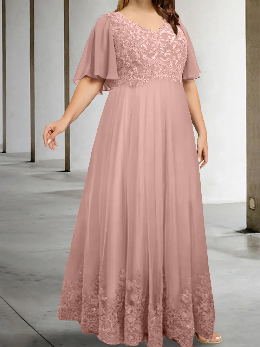 A-Line/Princess V-Neck Half Sleeves Floor-Length Plus Size Mother of the Bride Dresses with Appliques