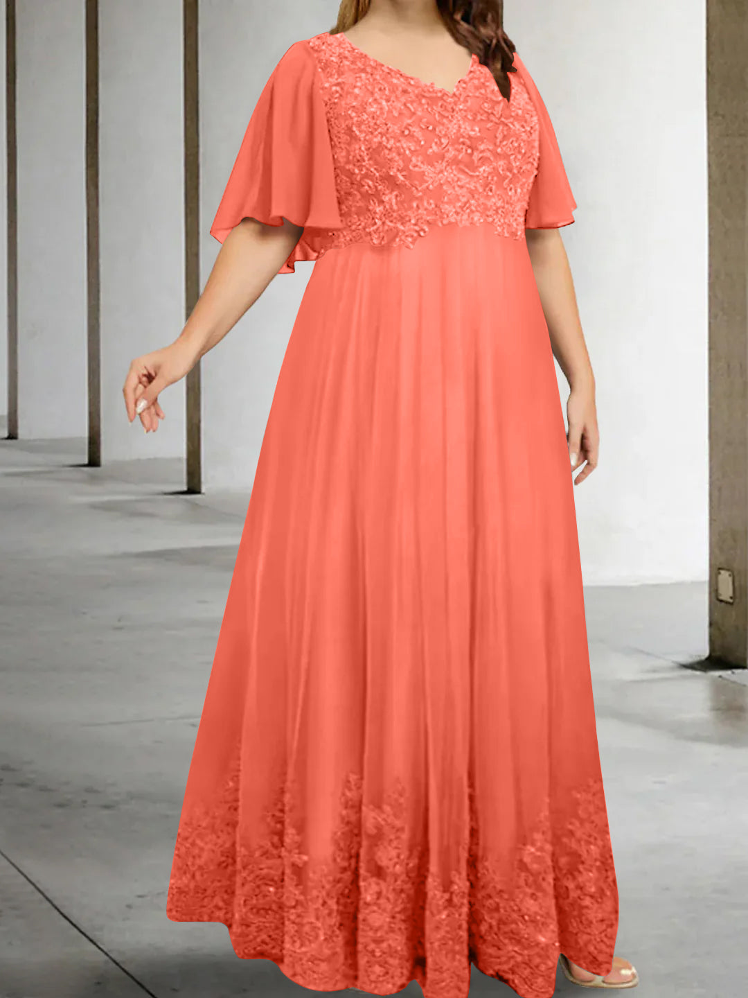 A-Line/Princess V-Neck Half Sleeves Floor-Length Plus Size Mother of the Bride Dresses with Appliques