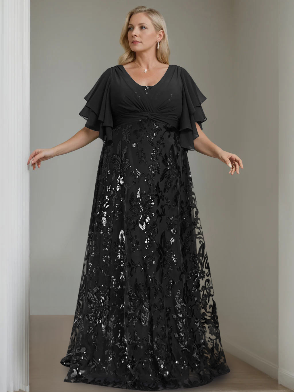 A-Line/Princess V-Neck Half Sleeves Floor-Length Plus Size Mother of the Bride Dresses with Sequins