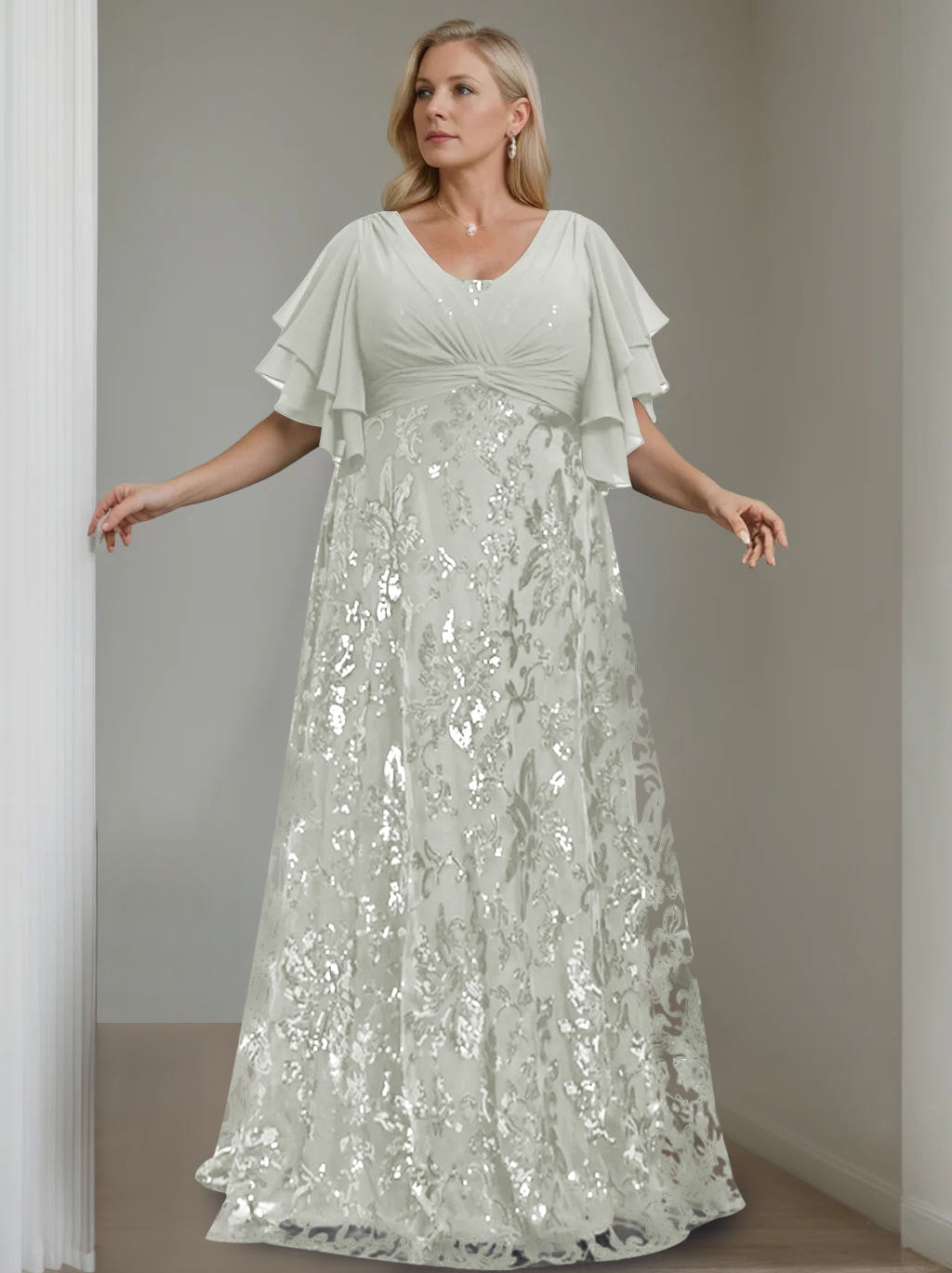A-Line/Princess V-Neck Half Sleeves Floor-Length Plus Size Mother of the Bride Dresses with Sequins