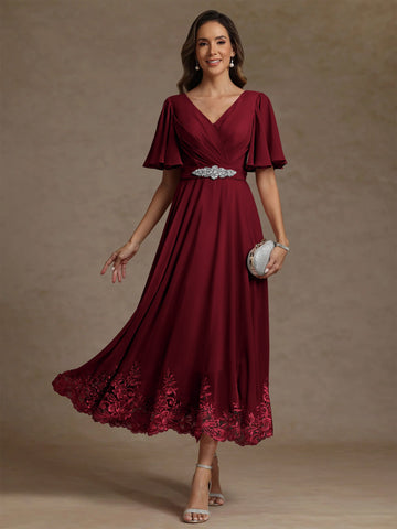 A-Line/Princess V Neck Mother of the Bride Dresses Short Sleeves Chiffon Lace Tea Length with Sash
