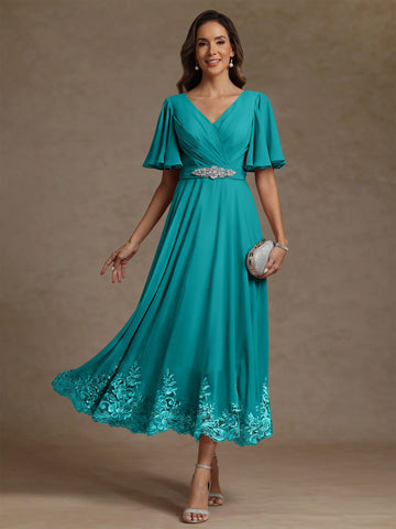 A-Line/Princess V Neck Mother of the Bride Dresses Short Sleeves Chiffon Lace Tea Length with Sash