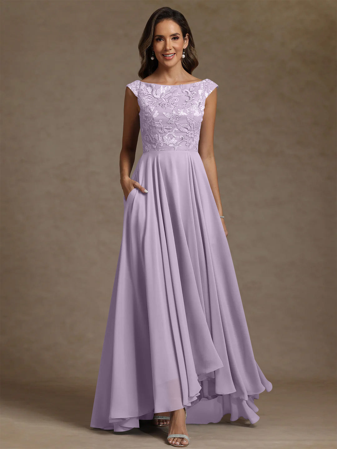 A-Line/Princess Scoop Chiffon Exclusive Mother of the Bride Dresses Lace Sequins Floor-Length Sleeveless Pleated
