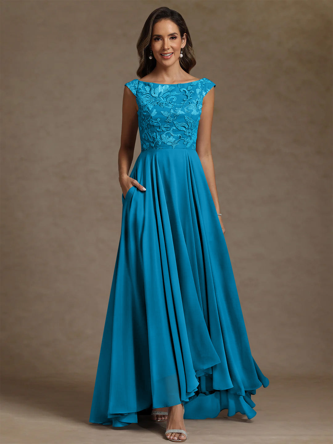 A-Line/Princess Scoop Chiffon Exclusive Mother of the Bride Dresses Lace Sequins Floor-Length Sleeveless Pleated
