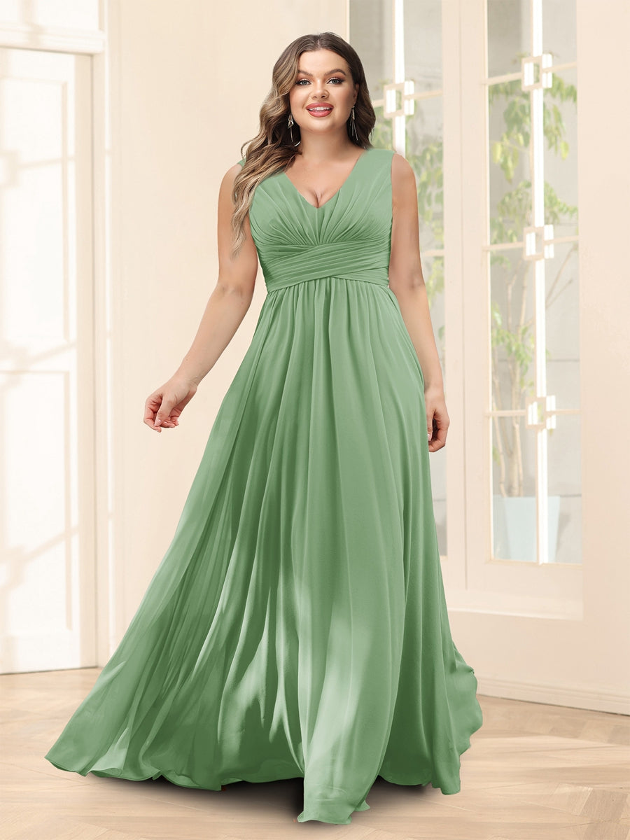 A-Line V-Neck Sleeveless Chiffon Plus Size Bridesmaid Dresses With Pockets