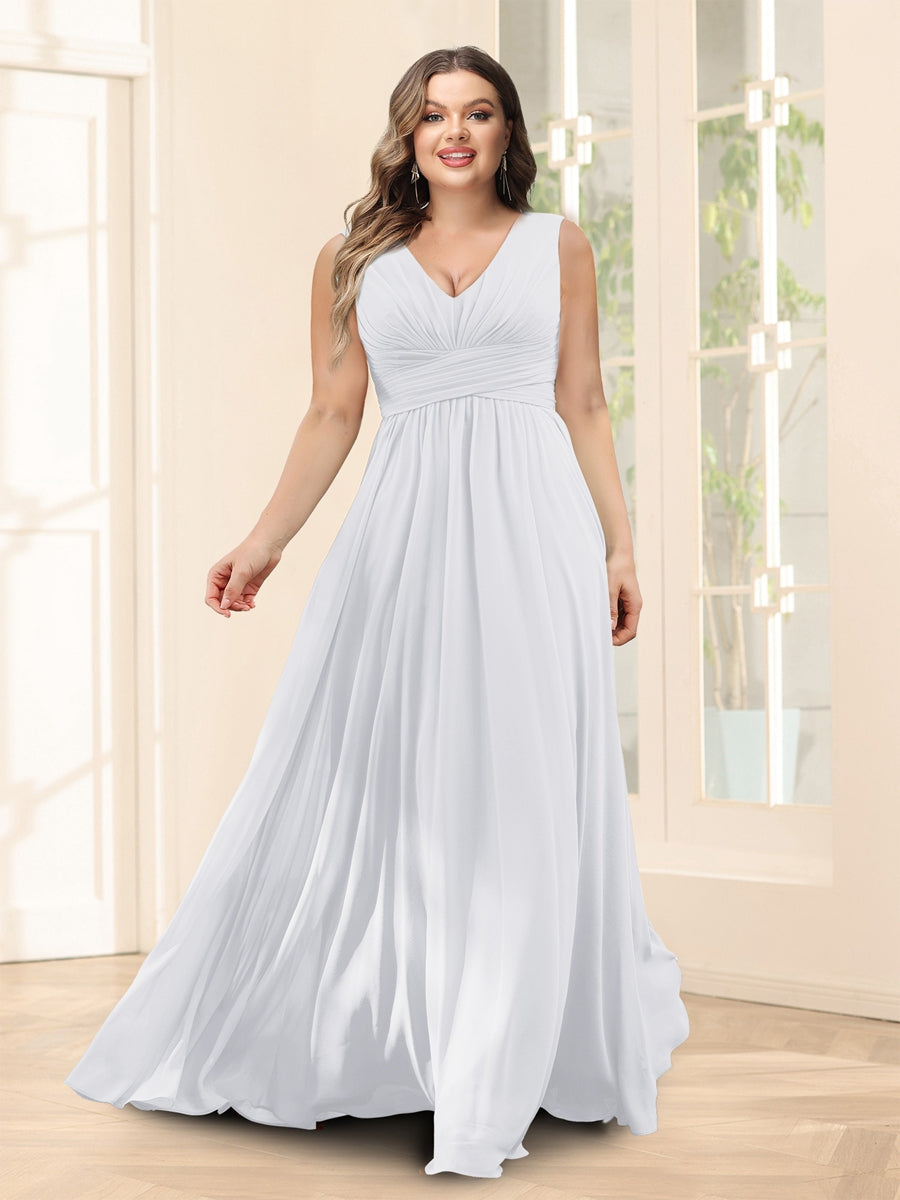 A-Line V-Neck Sleeveless Chiffon Plus Size Bridesmaid Dresses With Pockets