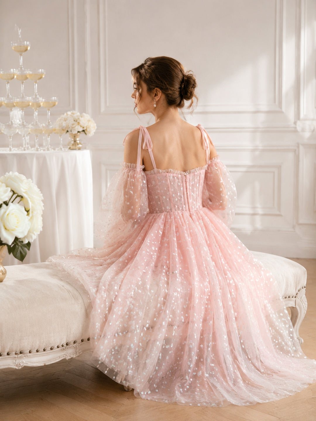 A-Line Princess Sweetheart Long Sleeve Sequined Tulle Mini Cocktail Dress