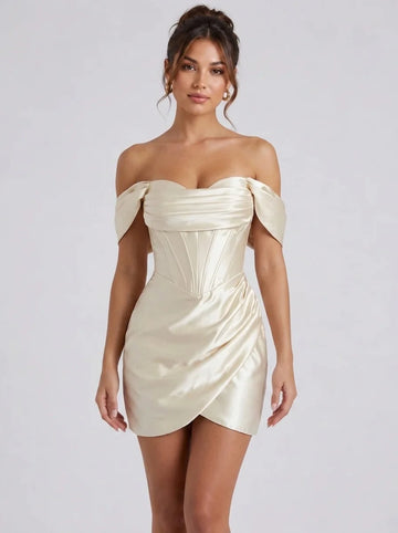 Sheath/Column Off-the-shoulder Ruched Sleeveless Short/Mini Homecoming Dresses
