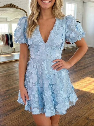 A-Line/Princess V-Neck Lace Embroidery Homecoming Dresses Short Sleeves Short/Mini Floral