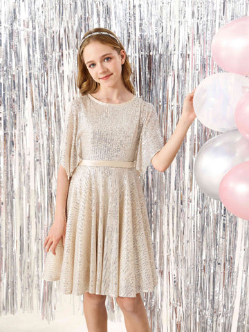 A-Line/Princess Sequin  Half Sleeves Scoop Neck Mini Flower Girl Dresses