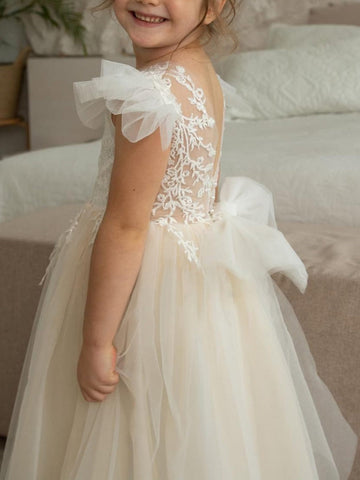 A-Line/Princess Scoop Sleeveless Luxurious Flower Girl Dress With Appliques & Watteau Train