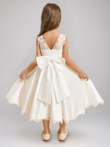 A-Line/Princess Scoop Sleeveless Tea-Length Pleated Flower Girl Dresses with Lace Appliques & Bow