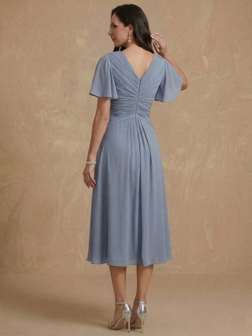 A-Line/Princess V-Neck Short Sleeves Ruched Mother of the Bride Dresses