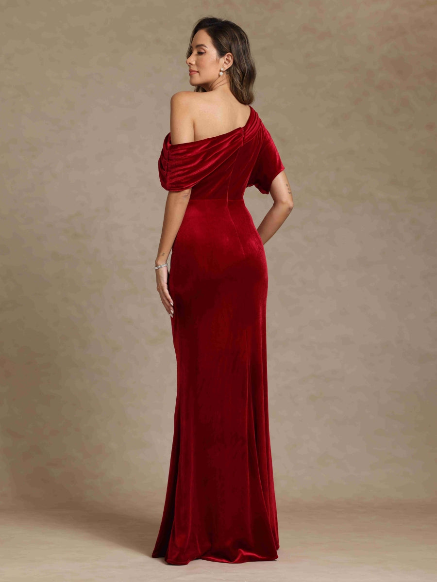 Velvet Sheath/Column One-Shoulder Short Sleeves Mother of the Bride Dresses