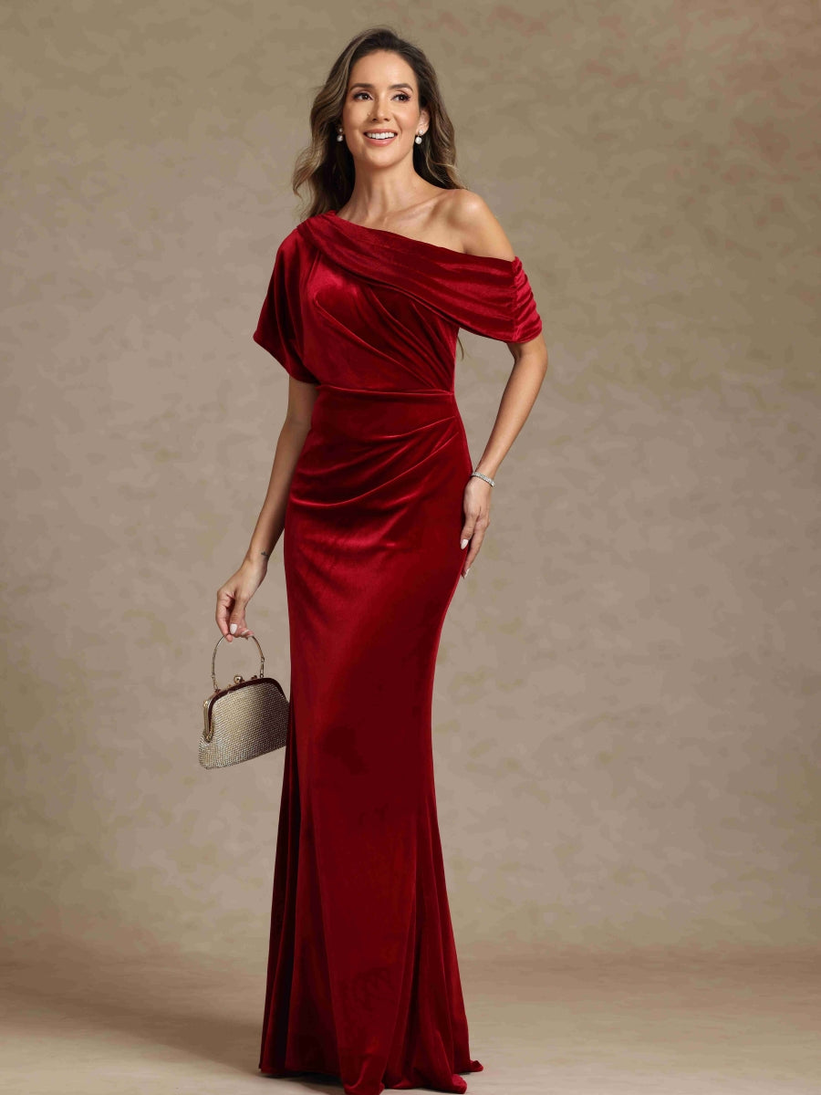 Velvet Sheath/Column One-Shoulder Short Sleeves Mother of the Bride Dresses