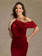 Velvet Sheath/Column One-Shoulder Short Sleeves Mother of the Bride Dresses