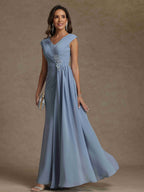 Sheath/Column V-Neck Sleeveless Ruched Long Mother of the Bride Dresses With Beading