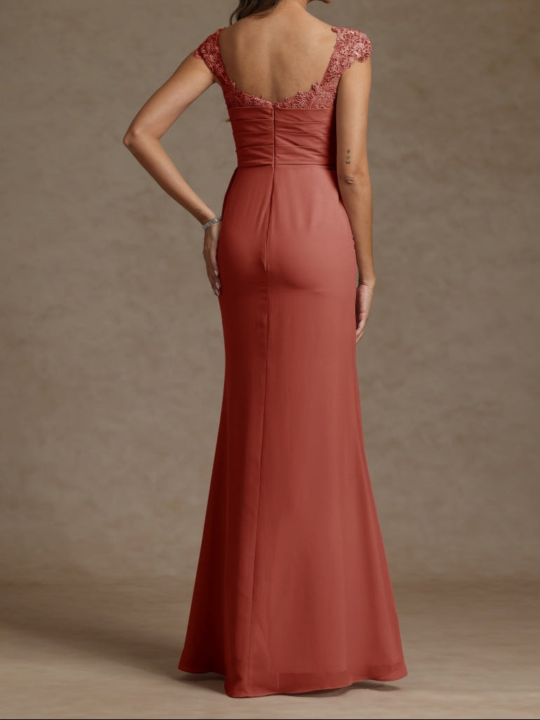 Sheath/Column Square Neck Sleeveless Mother of the Bride Dresses with Appliques