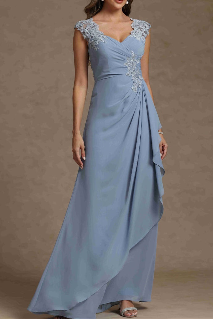Sheath/Column V-Neck Sleeveless Ruched Long Mother of the Bride Dresses With Lace