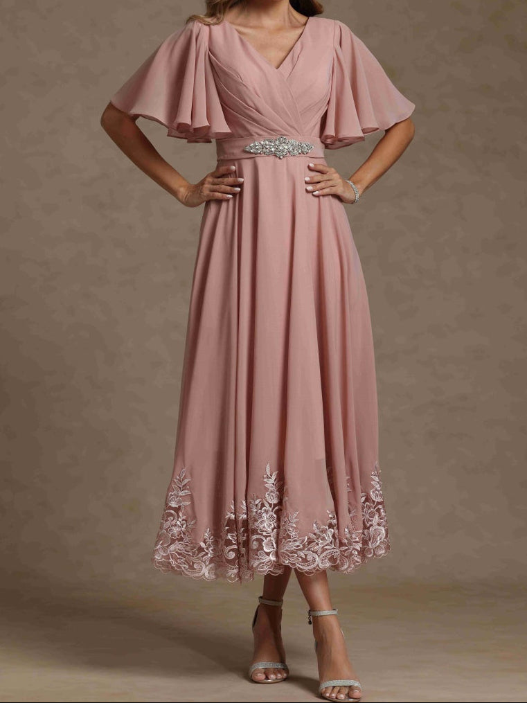 A-Line/Princess V Neck Short Sleeves Mother of the Bride Dresses With Beading & Lace