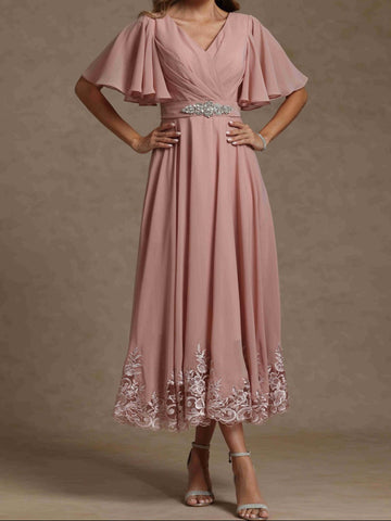 A-Line/Princess V Neck Short Sleeves Mother of the Bride Dresses With Beading & Lace