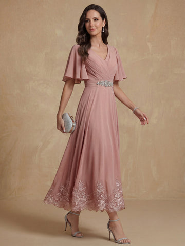 A-Line/Princess V Neck Short Sleeves Mother of the Bride Dresses With Beading & Lace