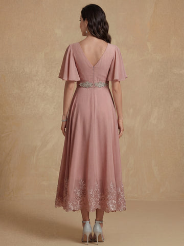 A-Line/Princess V Neck Short Sleeves Mother of the Bride Dresses With Beading & Lace