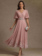A-Line/Princess V Neck Short Sleeves Mother of the Bride Dresses With Beading & Lace