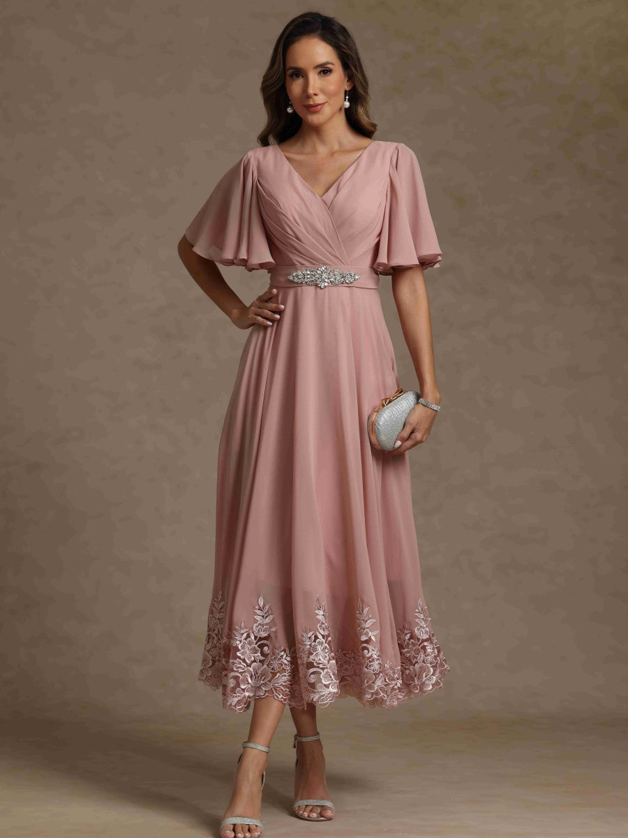 A-Line/Princess V Neck Short Sleeves Mother of the Bride Dresses With Beading & Lace