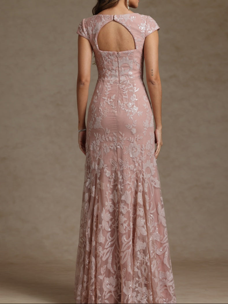 Sheath/Column Sweetheart Short Sleeves Mother of the Bride Dresses with Sequins