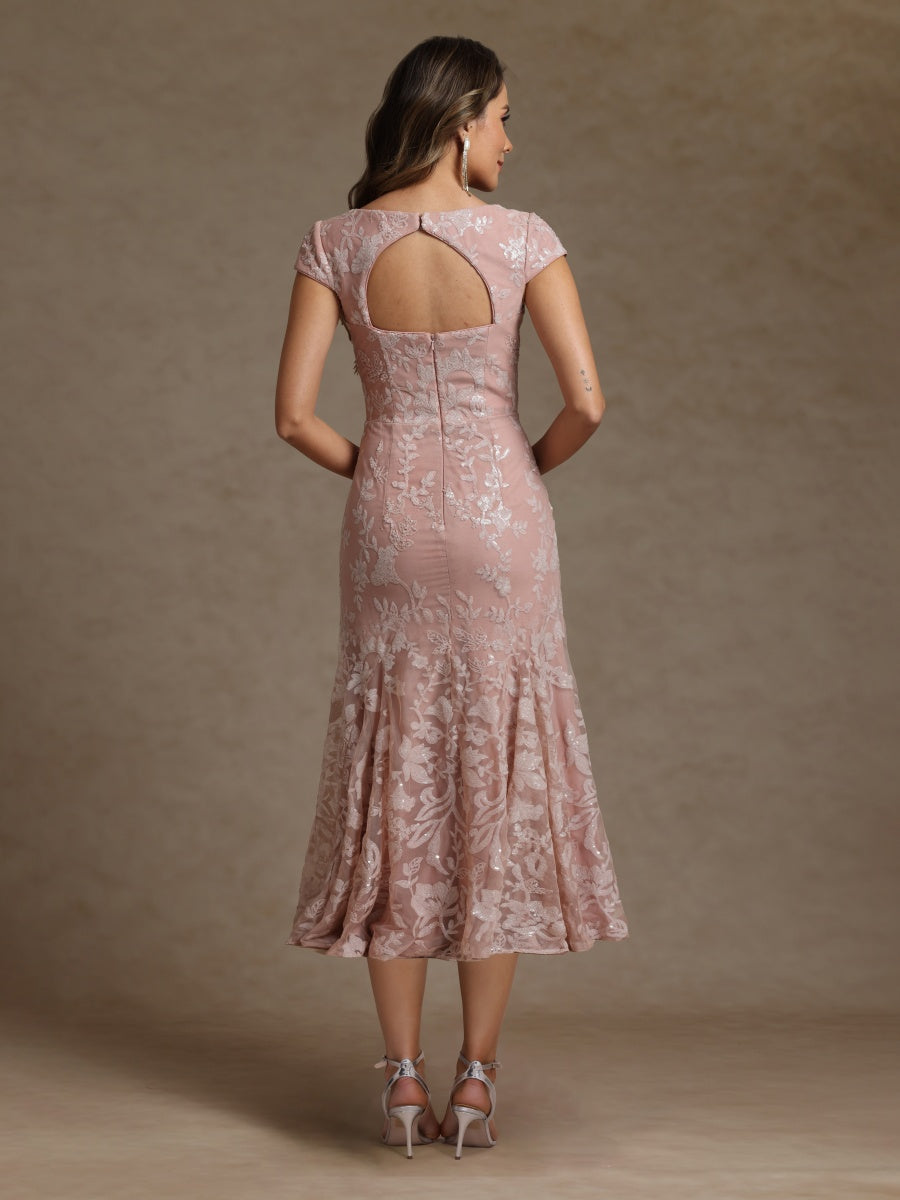 Sheath/Column Sweetheart Short Sleeves Mother of the Bride Dresses with Sequins