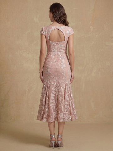 Sheath/Column Sweetheart Short Sleeves Mother of the Bride Dresses with Sequins