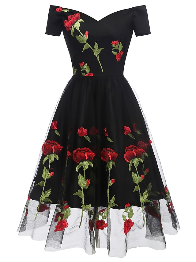 A-Line/Princess Off-the-Shoulder Cocktail Party Dresses Knee Length Short Sleeves with Embroidery Appliques