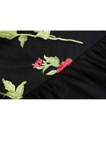 A-Line/Princess Off-the-Shoulder Cocktail Party Dresses Knee Length Short Sleeves with Embroidery Appliques