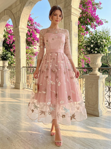 A-Line/Princess Off-the-Shoulder Formal Cocktail Dresses Knee Length Half Sleeves Party Dresswith Embroidery Appliques