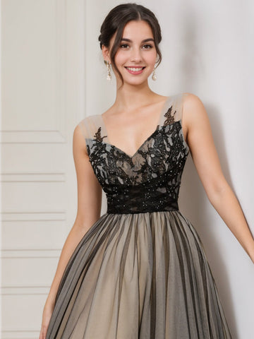 Ball Gown Tulle V-Neck Sleeveless Wedding Dresses with Appliques & Beading