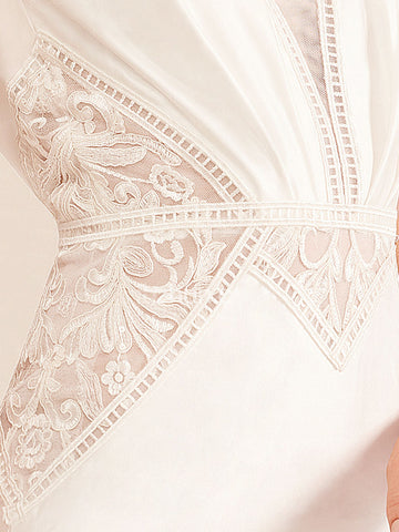 A-Line/Princess Deep V-Neck Sleeveless Floor-Length Long Wedding Dress with Lace