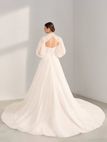 A-Line/Princess Halter Neck Long Sleeves Floor-Length Long Wedding Dress with Lace & Appliques