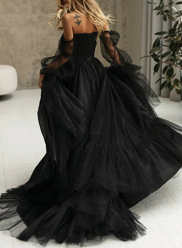 A-line/Princess Off-the-Shoulder 3/4 Sleeves Asymmetrical Black Wedding Dresses with Lace-up