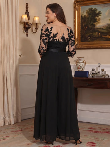 A-Line/Princess Jewel Neck 3/4 Length Sleeves Floor-Length Plus Size Mother of the Bride Pantsuits with Applique
