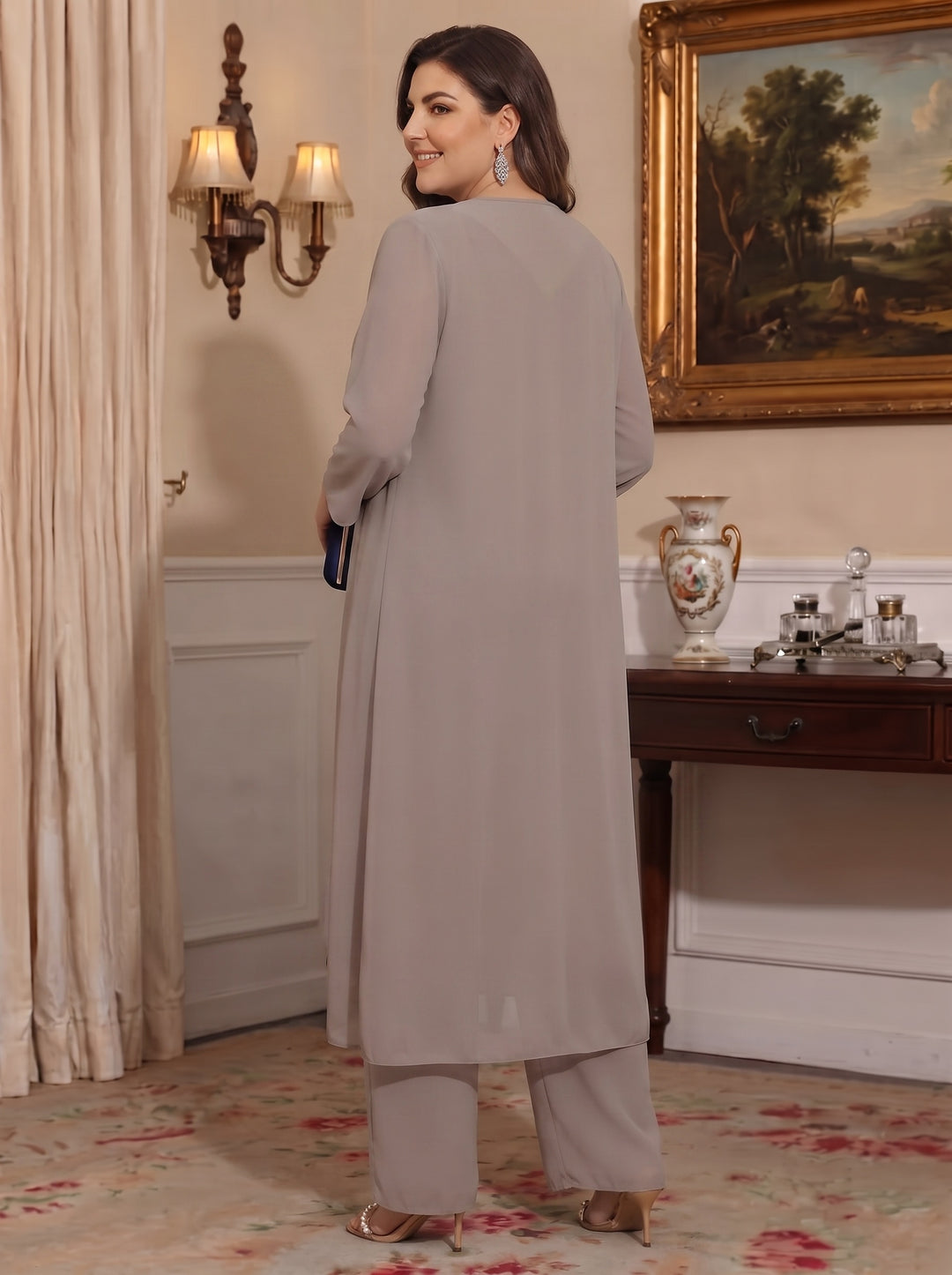 Chiffon Round Neck Floor-Length Plus Size Mother Of The Bride Pantsuits With Jacket & Applique