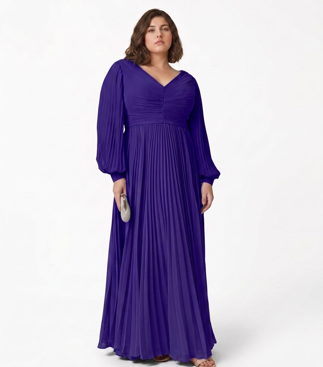 A-Line/Princess V-neck Long Sleeves Floor-Length Plus Size Mother of the Bride Dresses with Pleated
