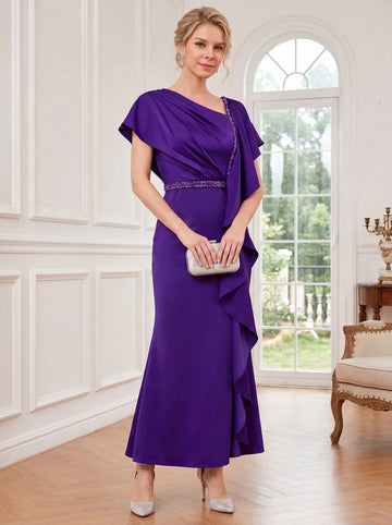 Sheath/Column V-Neck Short Sleeves Mother of the Bride & Groom Dresses with Ruffles & Rhinestone