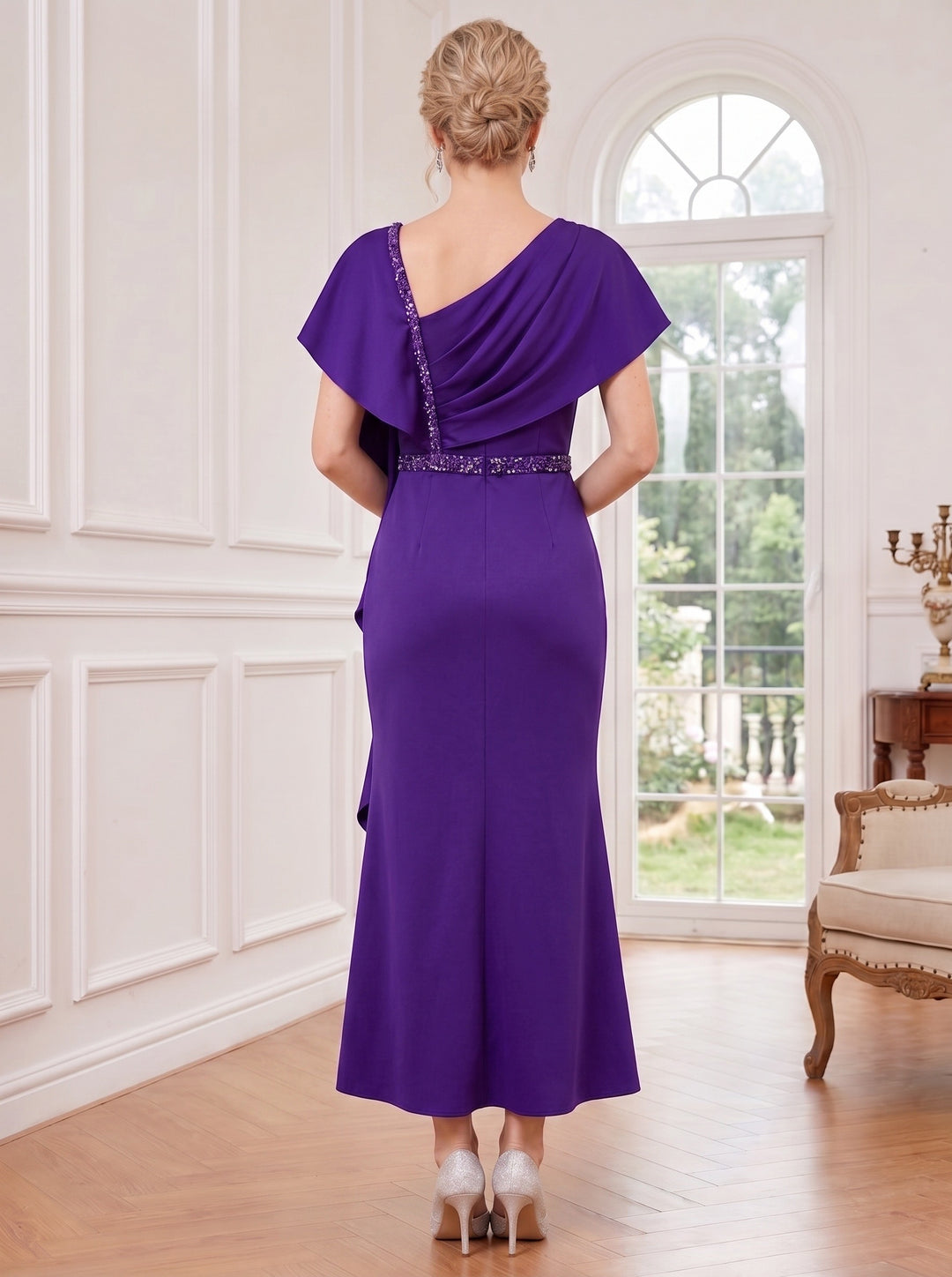 Sheath/Column V-Neck Short Sleeves Mother of the Bride & Groom Dresses with Ruffles & Rhinestone