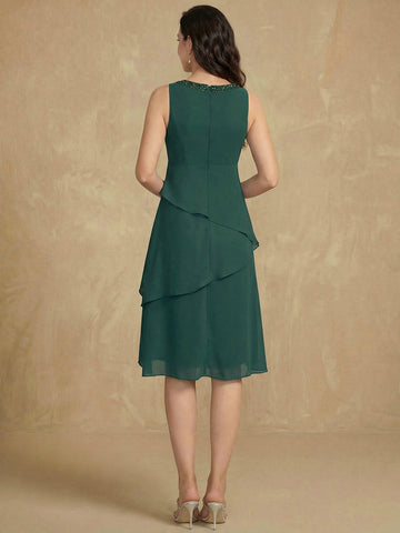 A-Line/Princess V-Neck Knee Length Mother of the Bride & Groom Dresses with Jacket & Sequins
