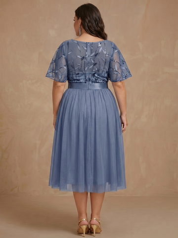 A-Line/Princess Round Neck Short Sleeves Tea-Length Plus Size Mother of the Bride Dress with Sequins and Embroidery