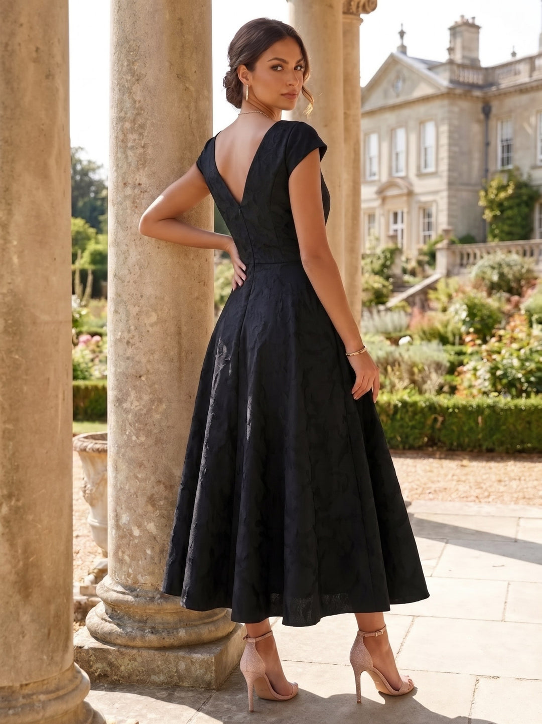 A-Line/Princess V-Neck Short Sleeves Ankle-Length Rose Lace Applique Mother of the Bride Dresses With Pockets & Ruffles